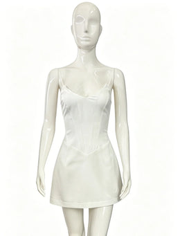 Vestido Curto Branco sem Alças com Corpete
