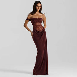 Vestido Comprido de Um Ombro com Renda