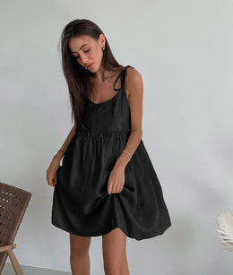 Vestido Curto em Linho com Atacadores