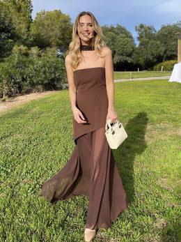 Vestido Comprido sem Alças com Tule