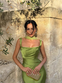Vestido Comprido sem Alças com Corpete