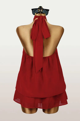 Vestido Curto de Chiffon com Decote Halter