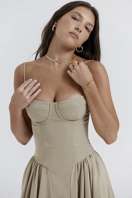 Vestido Midi Floral de Cintura Alta — Modelo A