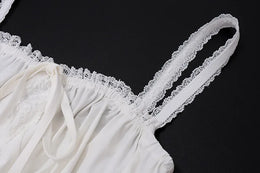 Vestido Curto Branco com Corpete de Renda
