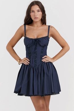 Vestido Curto Floral com Corpete