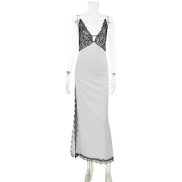 Vestido Comprido de Cetim e Renda