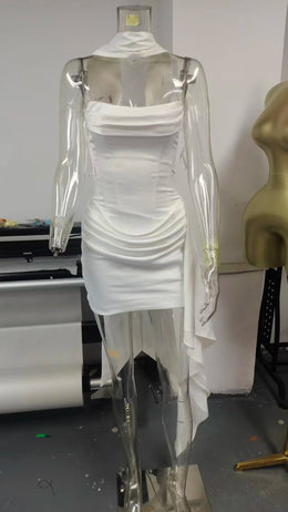Vestido Curto sem Alças com Corpete