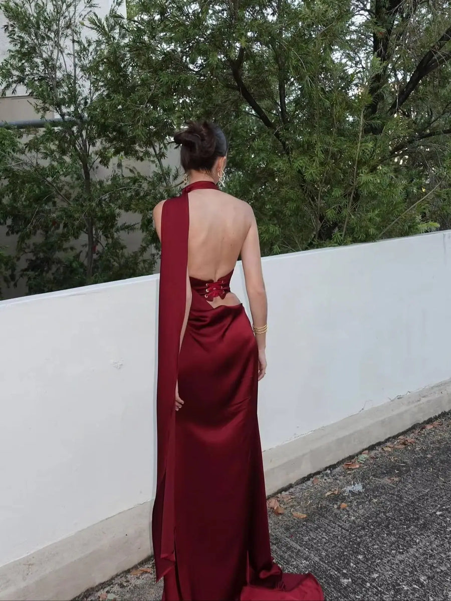 Vestido Comprido Acetinado com Corpete