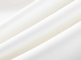 Vestido Longo Branco com Decote Halter e Renda