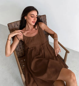 Vestido Curto em Linho com Atacadores