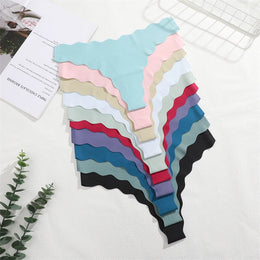 Tangas Sem Costuras com Efeito Seda — Pack de 4 — Modelo A