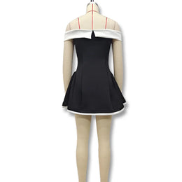 Vestido Curto Rosa de Ombros Descobertos