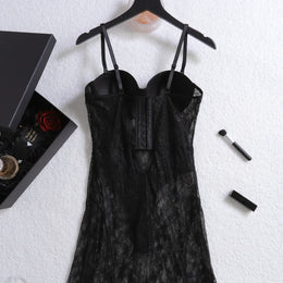 Vestido Comprido de Lingerie em Renda e Tule