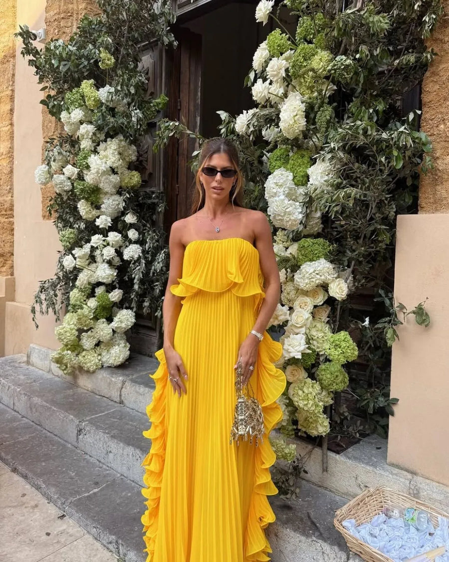 Vestido Comprido sem Alças com Folhos