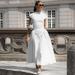 Vestido Comprido Vintage de Bolas sem Mangas