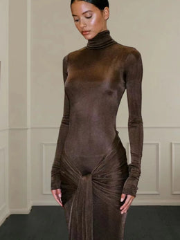 Vestido Comprido de Gola Alta com Atacadores