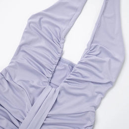 Vestido Comprido com Decote Halter e Costas Descobertas — Bordô