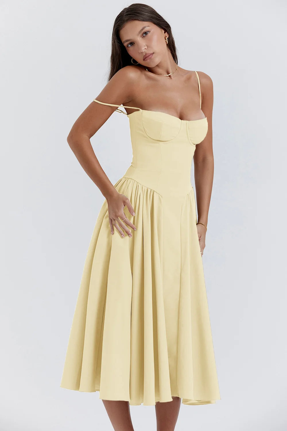 Vestido Midi Floral de Cintura Alta — Modelo A