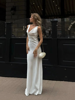 Vestido Comprido Acetinado com Costas Descobertas — Branco