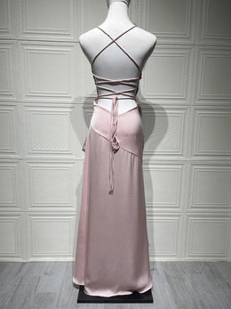 Vestido Comprido Acetinado com Folhos