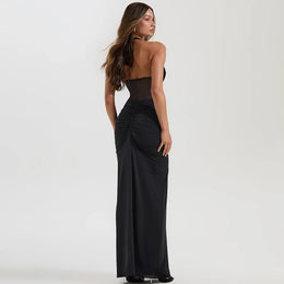 Vestido Comprido com Decote em V e Tule