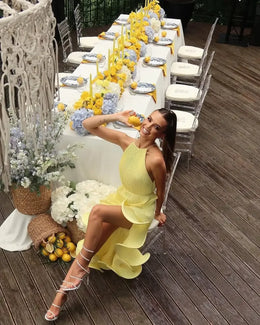 Vestido Midi Plissado com Decote Halter