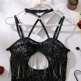 Conjunto de Lingerie com Renda e Correntes — 2 Peças