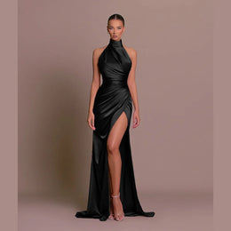 Vestido Comprido Acetinado de Gola Alta