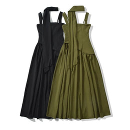 Vestido Comprido com Corpete, Laço e Fenda