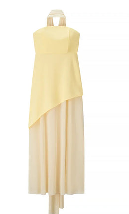 Vestido Comprido sem Alças com Tule