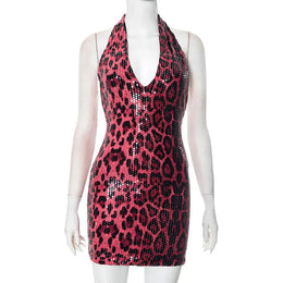 Vestido Curto com Lantejoulas e Decote em V