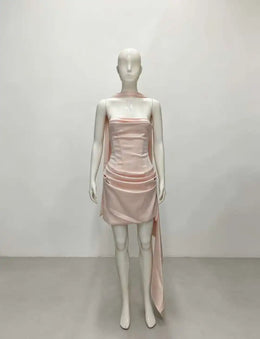 Vestido Curto sem Alças com Corpete