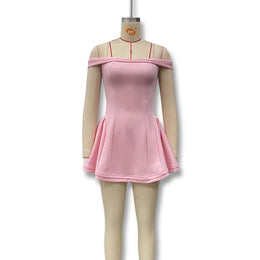 Vestido Curto Rosa de Ombros Descobertos