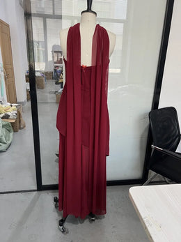 Vestido Comprido sem Alças com Tule