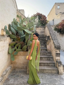 Vestido Comprido sem Alças com Corpete