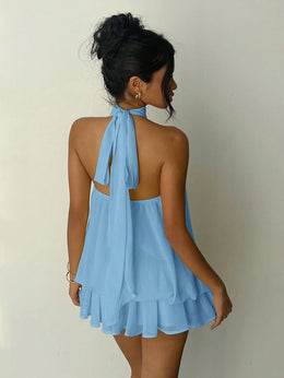 Vestido Curto de Chiffon com Decote Halter