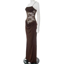 Vestido Comprido de Um Ombro com Renda