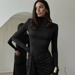 Vestido Comprido de Malha com Gola Alta e Ombreiras