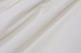 Vestido Curto Branco com Corpete de Renda