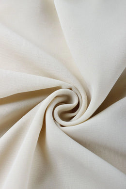 Vestido Curto de Chiffon com Decote Halter