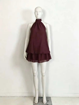 Vestido Curto de Chiffon com Decote Halter