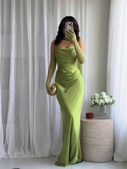 Vestido Comprido sem Alças com Corpete