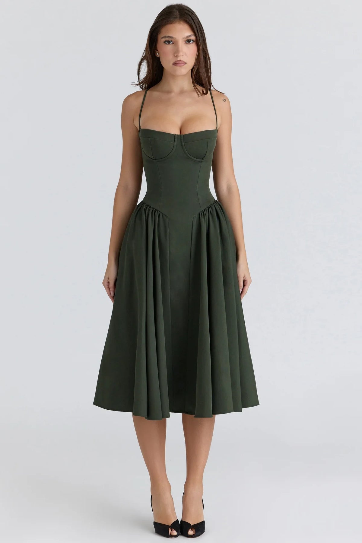 Vestido Midi Floral de Cintura Alta — Modelo A