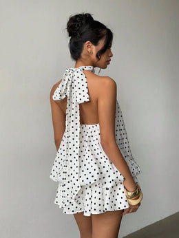 Vestido Curto de Chiffon com Decote Halter