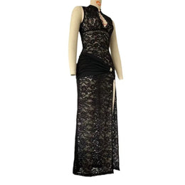 Vestido Comprido de Renda com Fenda Alta