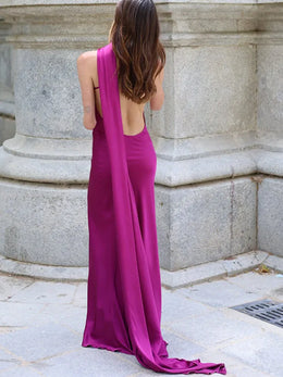 Vestido Comprido Acetinado com Costas Descobertas — Modelo Multicolorido