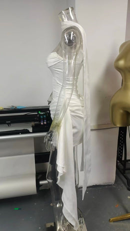 Vestido Curto sem Alças com Corpete