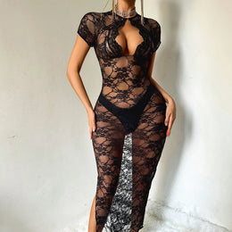 Vestido Longo com Renda e Decote em V