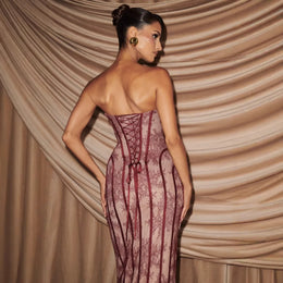 Vestido Comprido de Renda com Corpete
