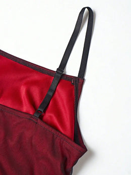 Vestido Longo Plissado com Decote Ombro a Ombro